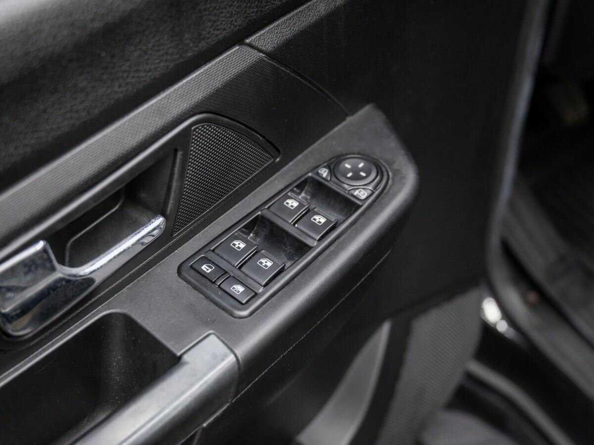 УАЗ Patriot, 2015 Фото №16