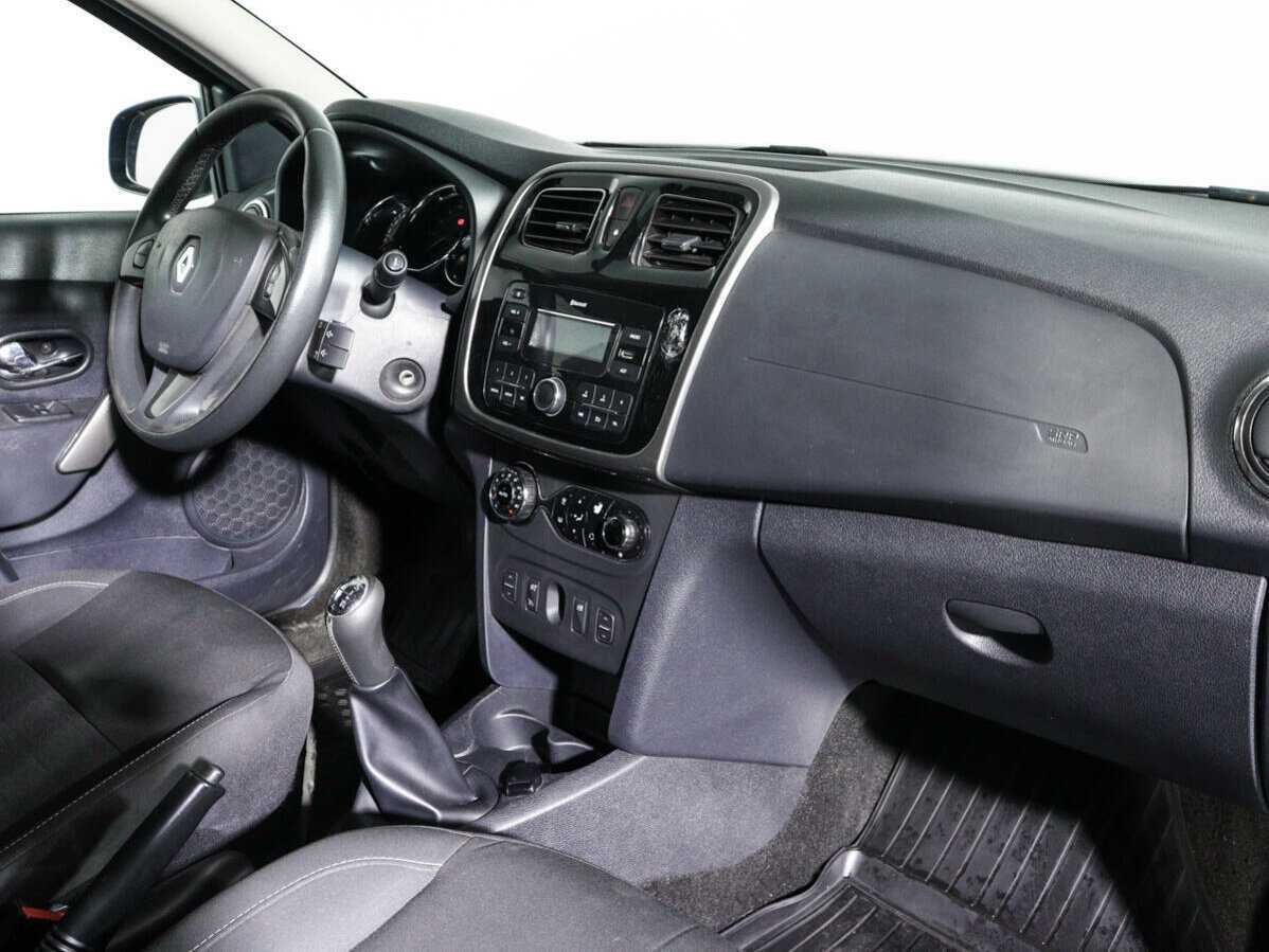 Renault Sandero Stepway, 2018 - 92 750 км. | Фото №7