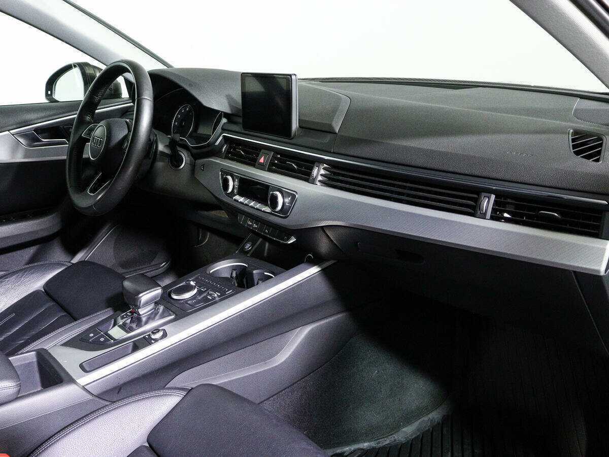 Audi A4, 2016 Фото №9