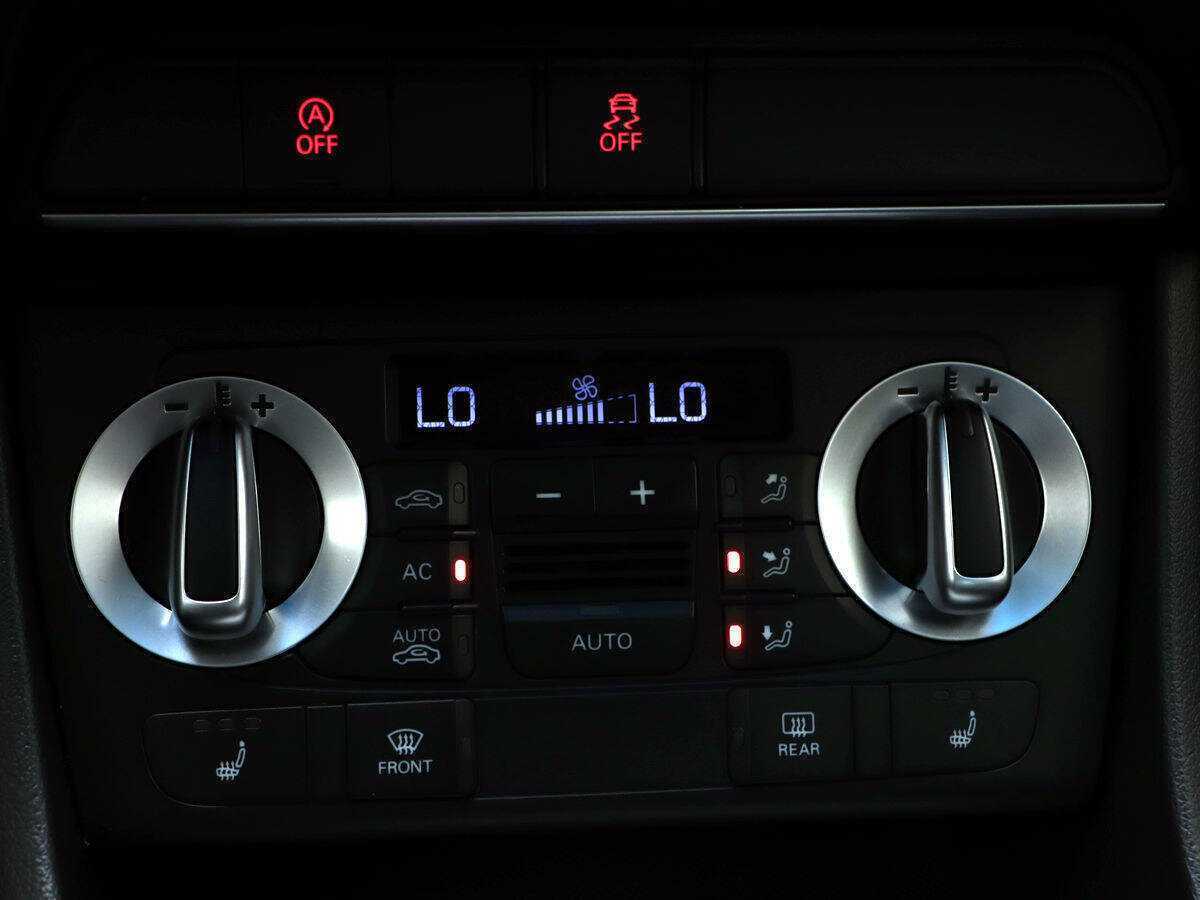 Audi Q3, 2013 Фото №18