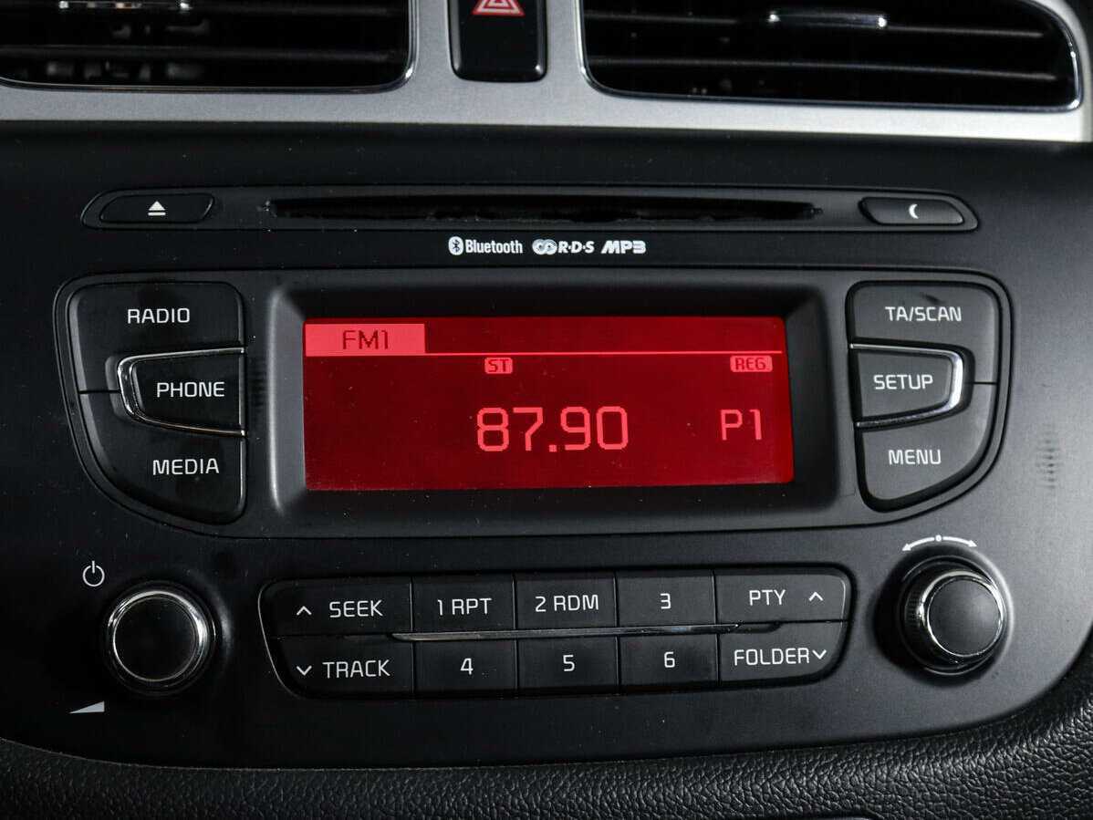 Kia Ceed, 2012 Фото №16