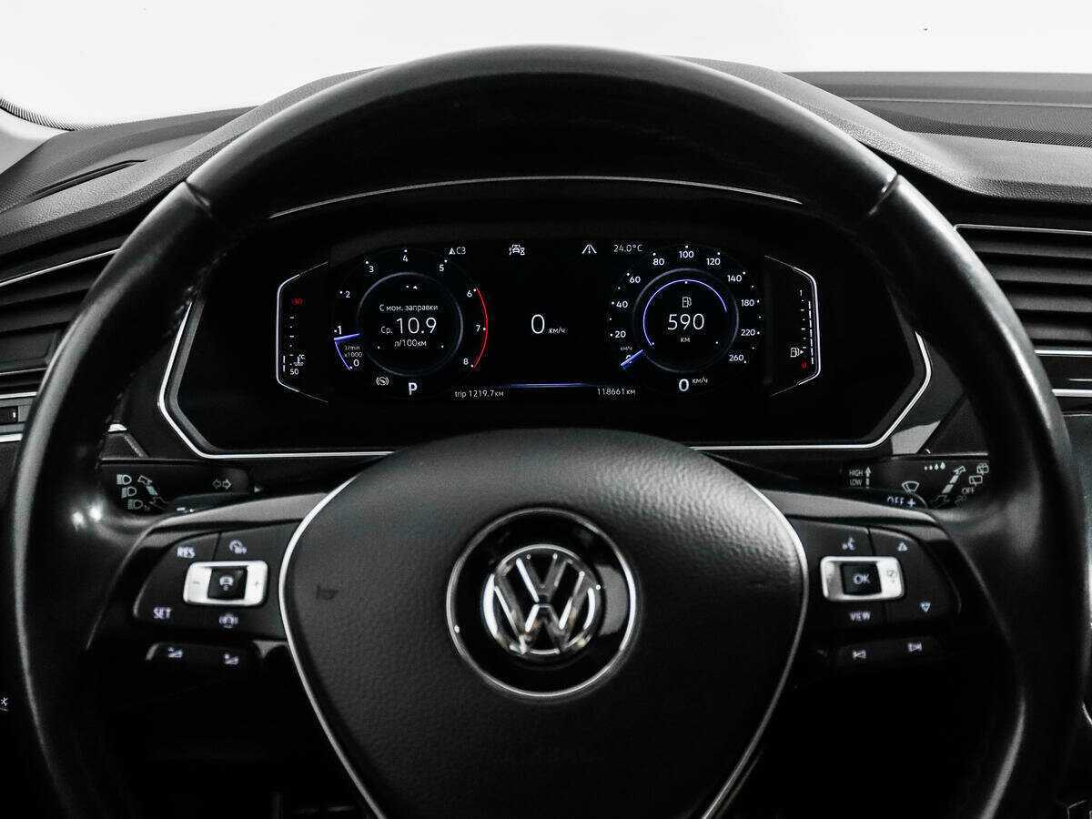 Volkswagen Tiguan, 2019 Фото №18