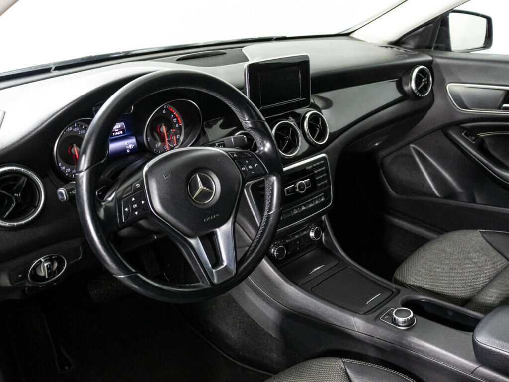 Mercedes-Benz CLA 200, 2013 Фото №11