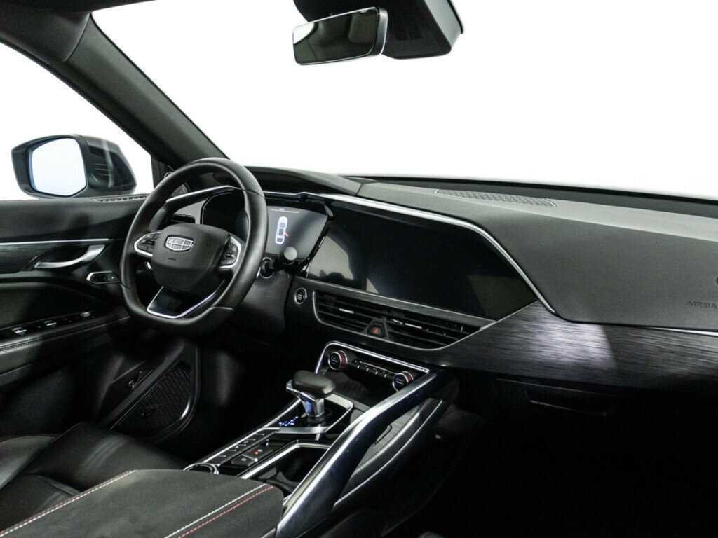 Geely Tugella, 2022 Фото №9