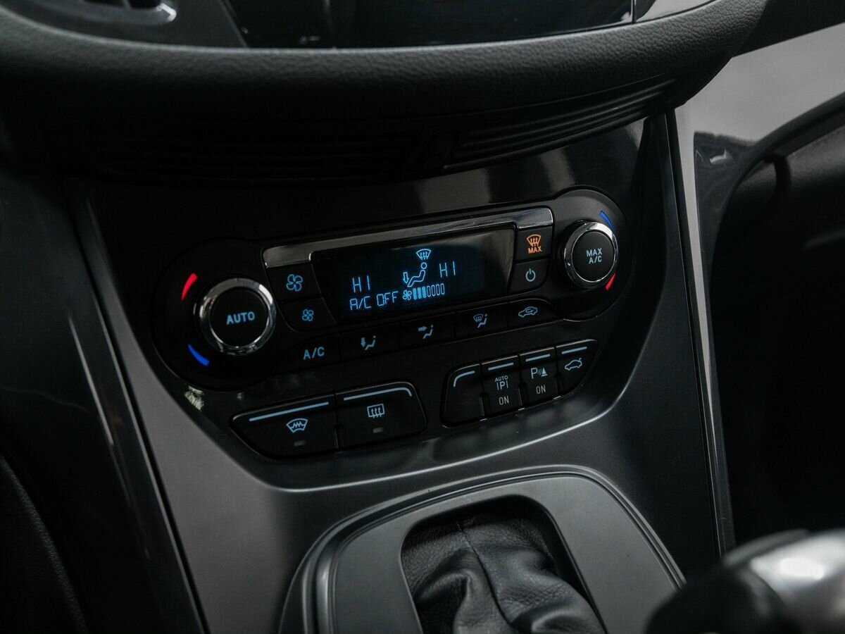 Ford Kuga, 2015 Фото №17