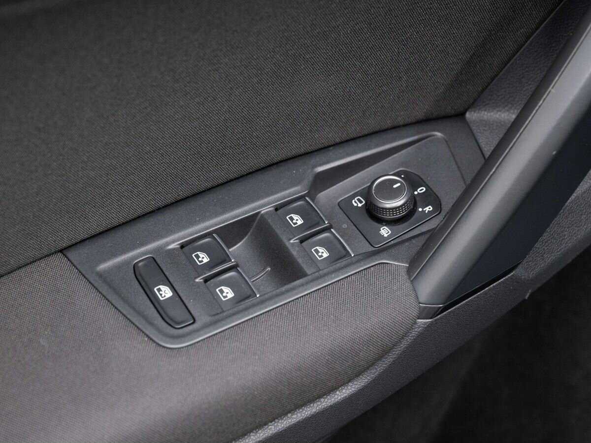 Volkswagen Tiguan, 2017 Фото №20