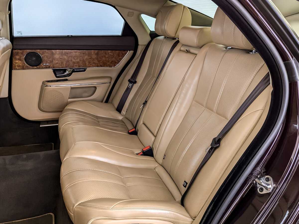 Jaguar XJ, 2012 Фото №12