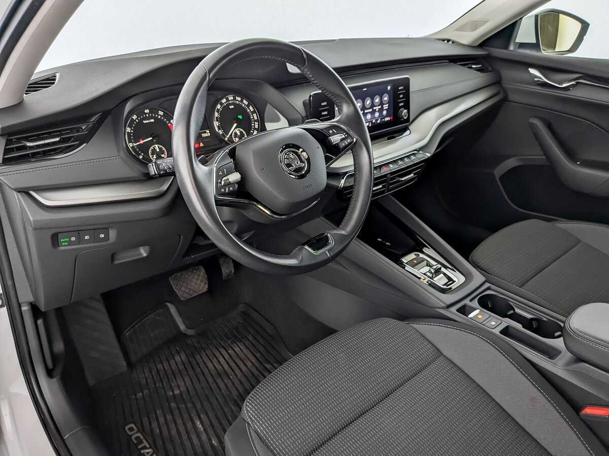 Skoda Octavia, 2021 Фото №16