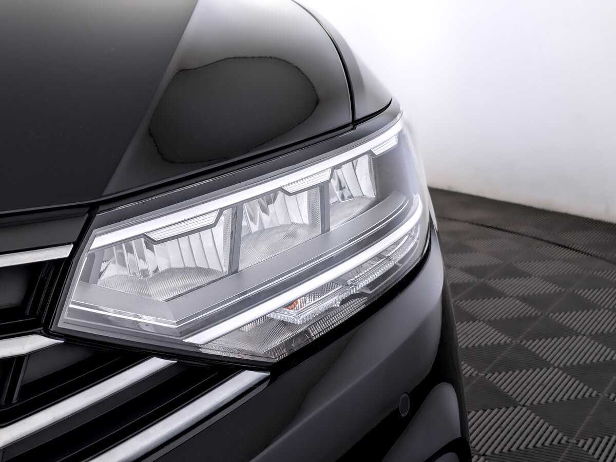 Volkswagen Passat, 2021 Фото №17