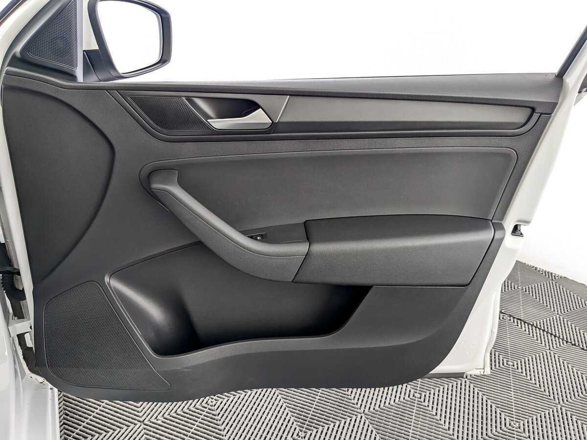 Volkswagen Polo, 2021 Фото №24