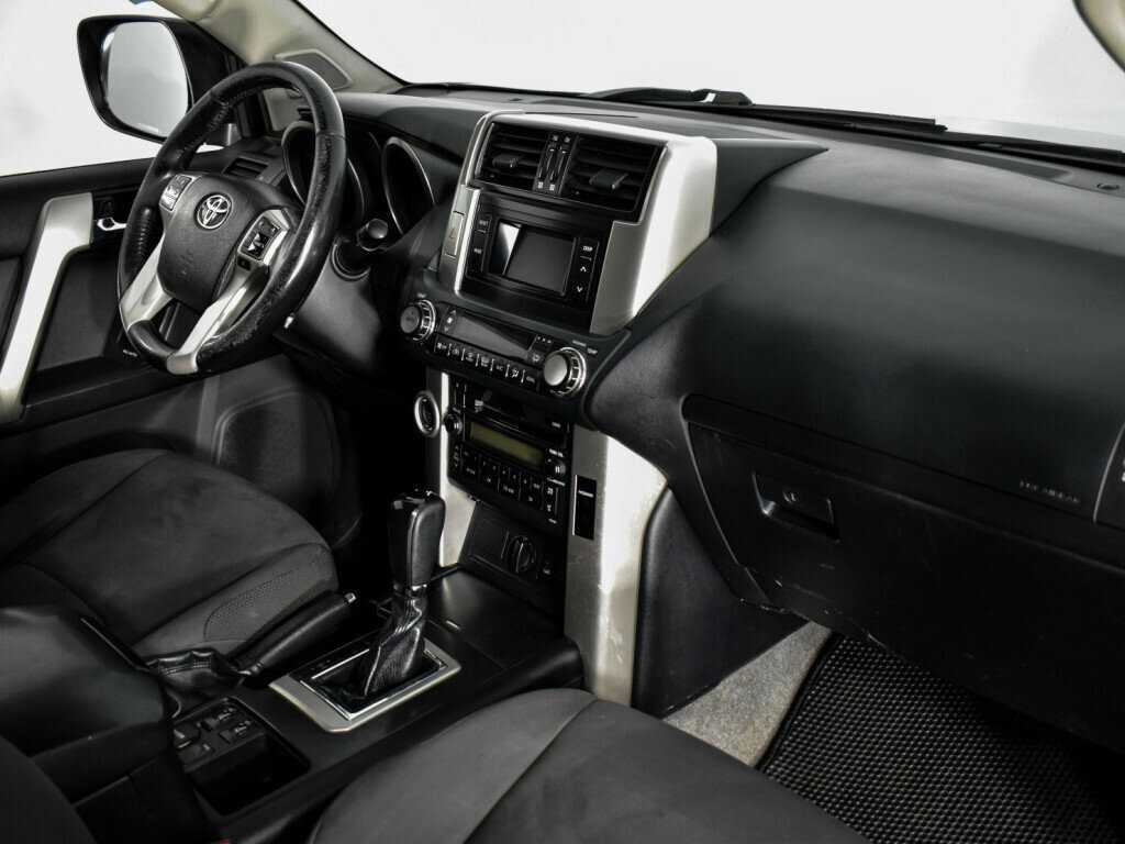 Toyota Land Cruiser Prado, 2013 Фото №14