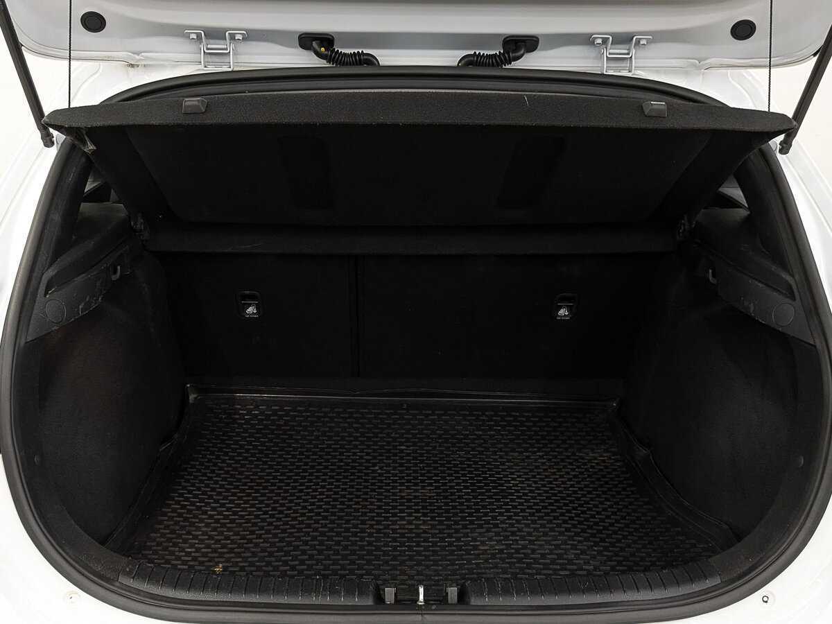 Kia Ceed, 2018 Фото №10