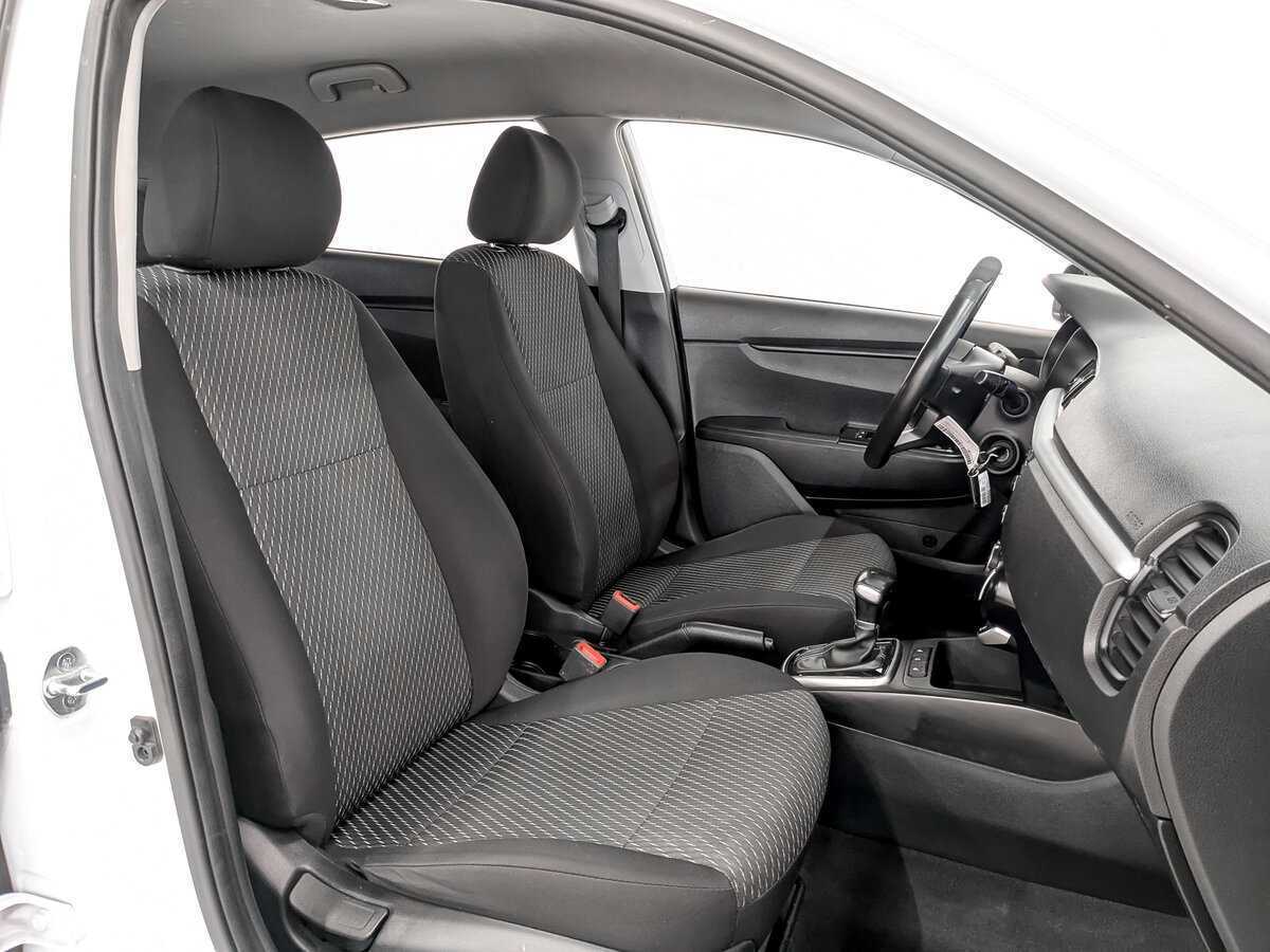 Kia Rio X-Line, 2020 Фото №21