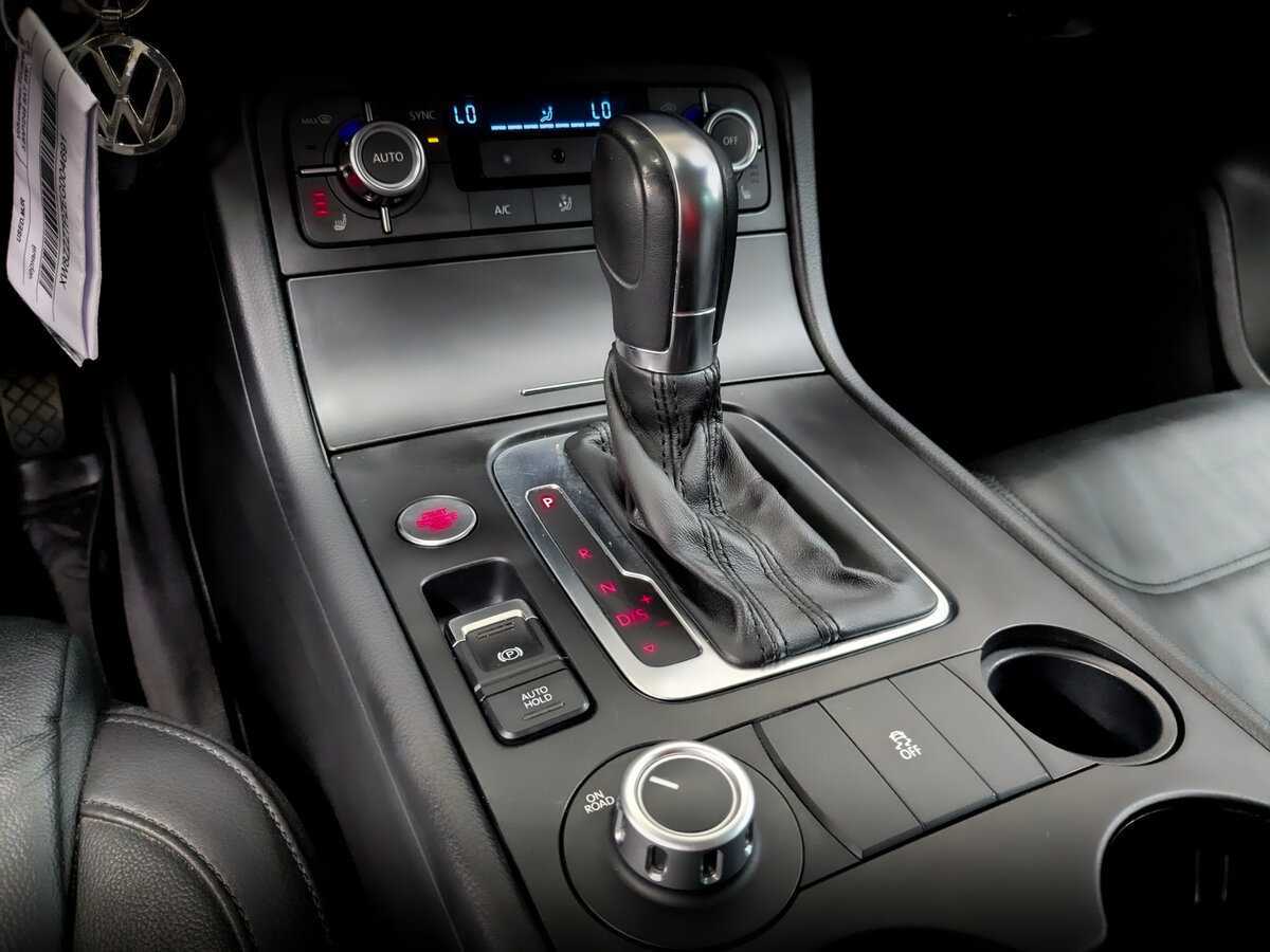 Volkswagen Touareg, 2013 Фото №24