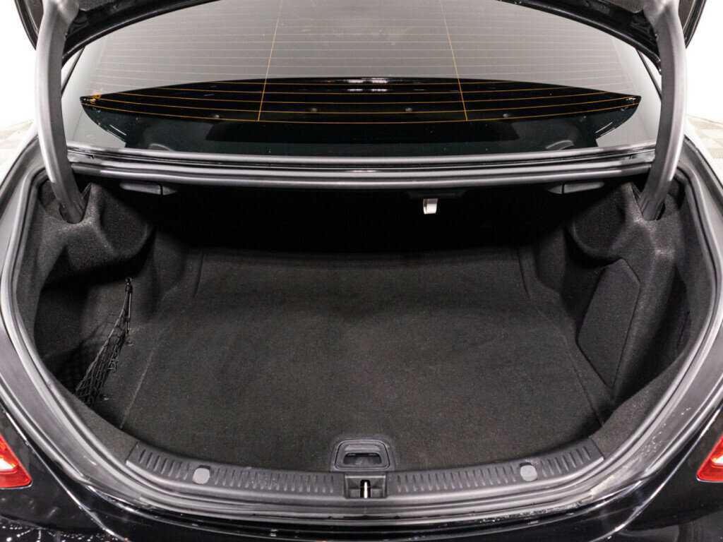 Mercedes-Benz E-Класс 200, 2018 Фото №15