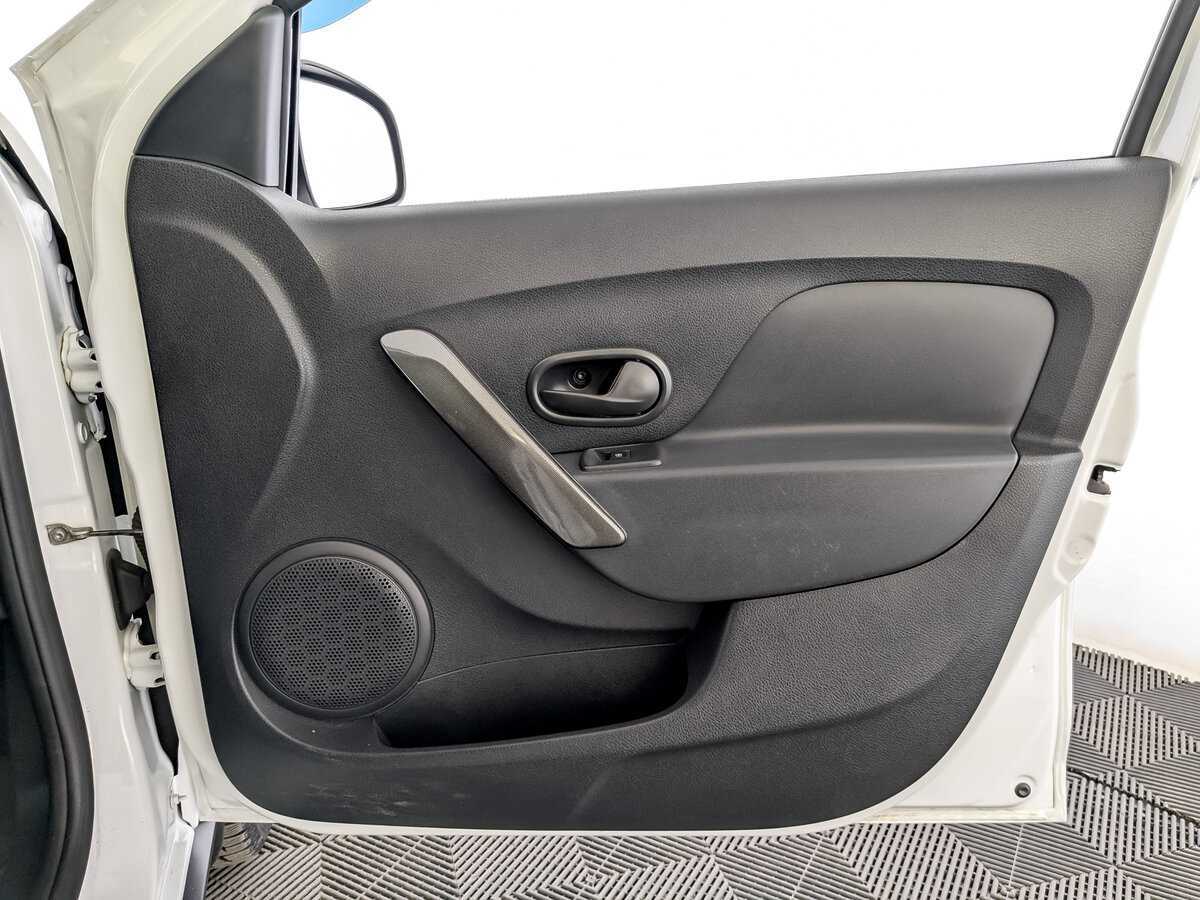 Renault Sandero Stepway, 2018 Фото №24