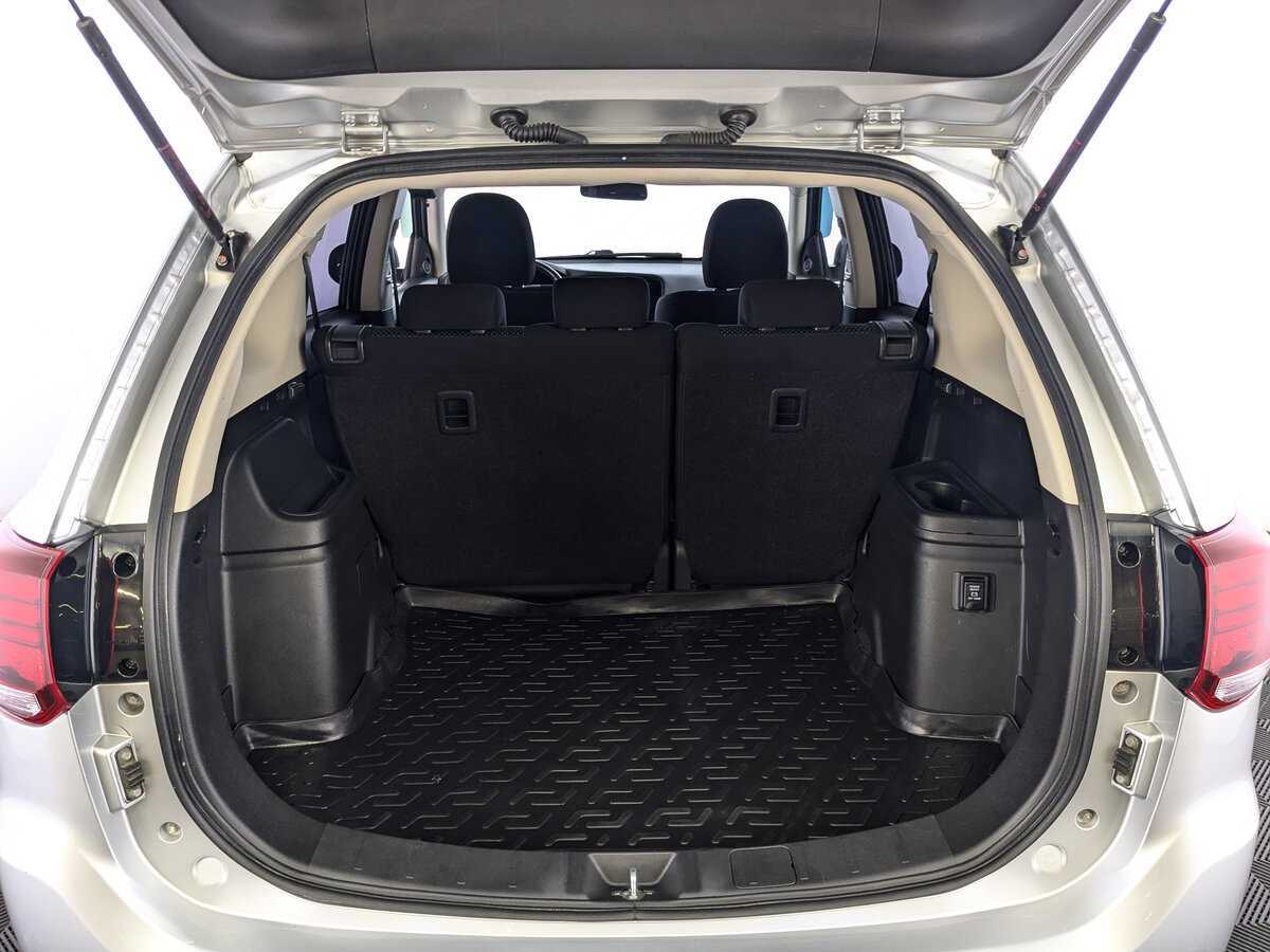 Mitsubishi Outlander, 2019 Фото №10