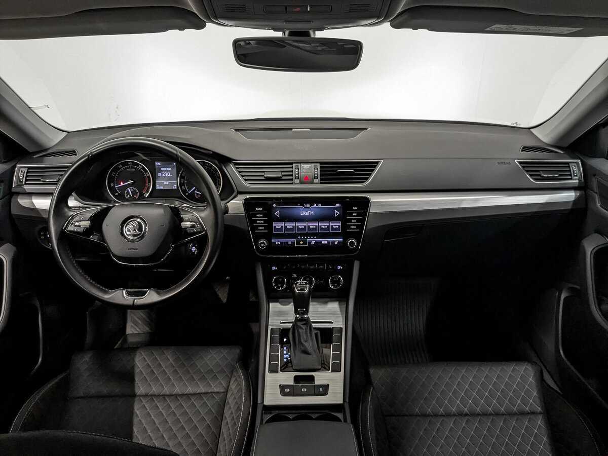 Skoda Superb, 2020 Фото №15