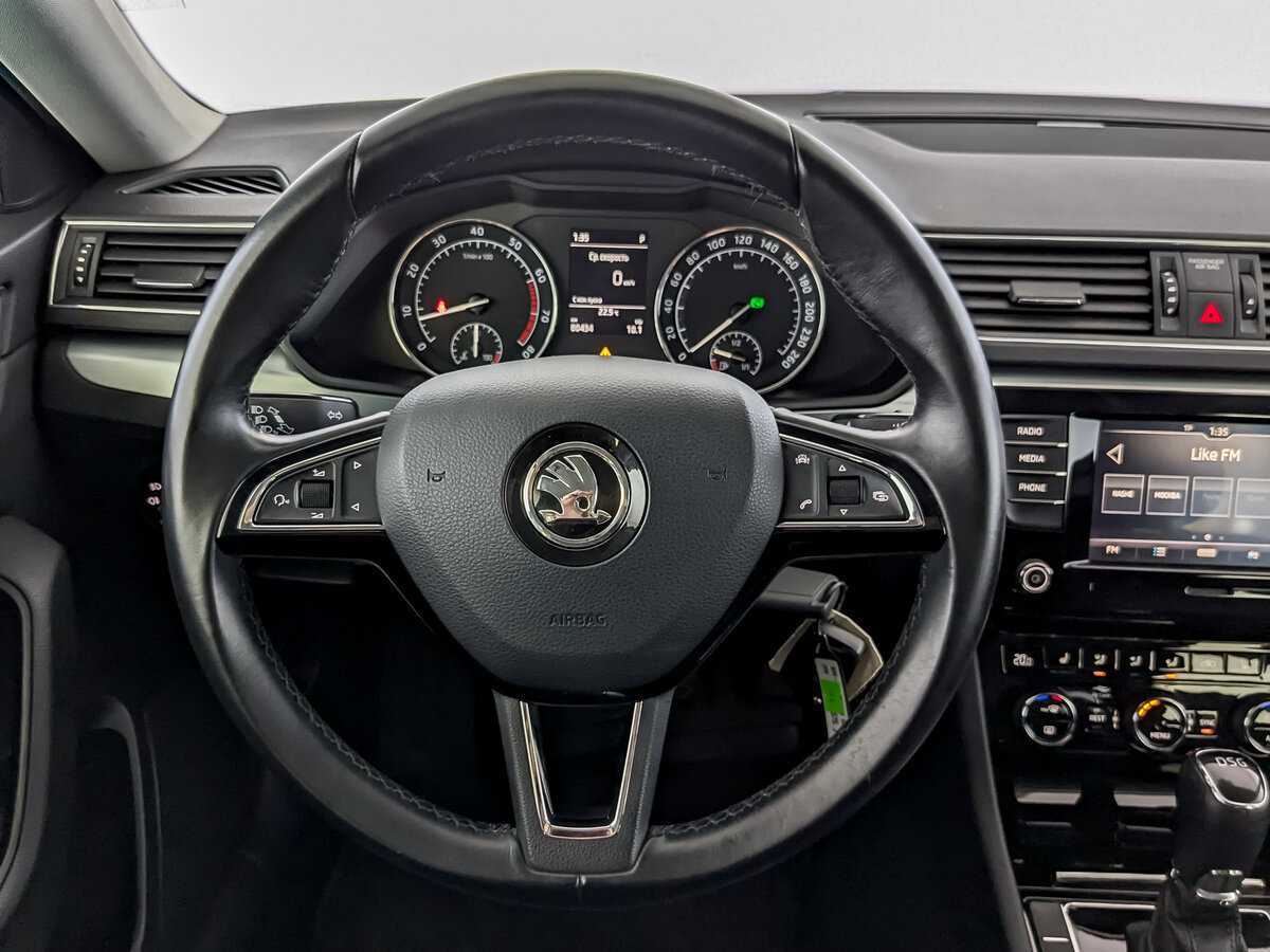 Skoda Superb, 2018 Фото №19