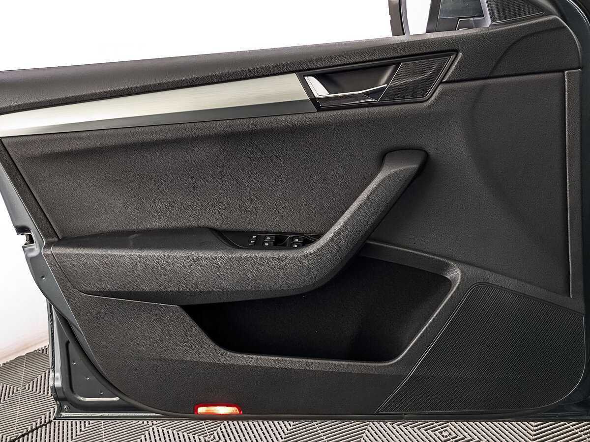 Skoda Superb, 2019 Фото №18