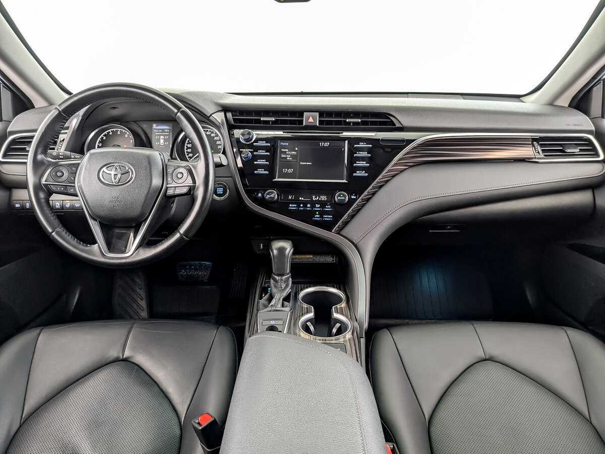 Toyota Camry, 2019 Фото №14