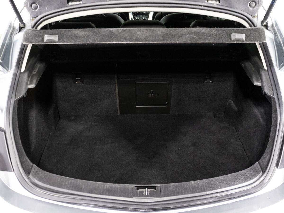 Opel Astra GTC, 2013 Фото №15