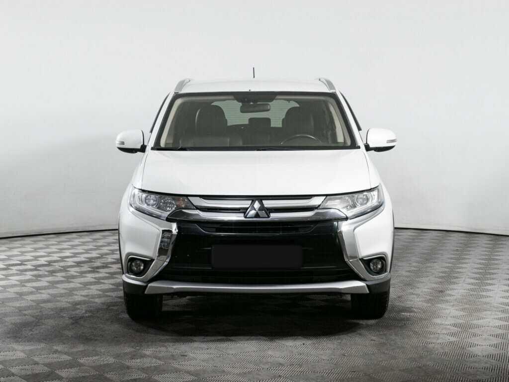 Mitsubishi Outlander, 2015 - 174 000 км. | Фото №2