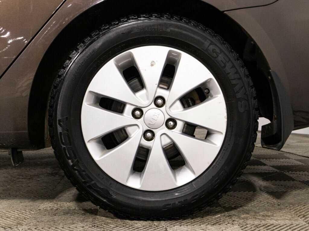 Kia Rio 6-speed, 2015 Фото №17