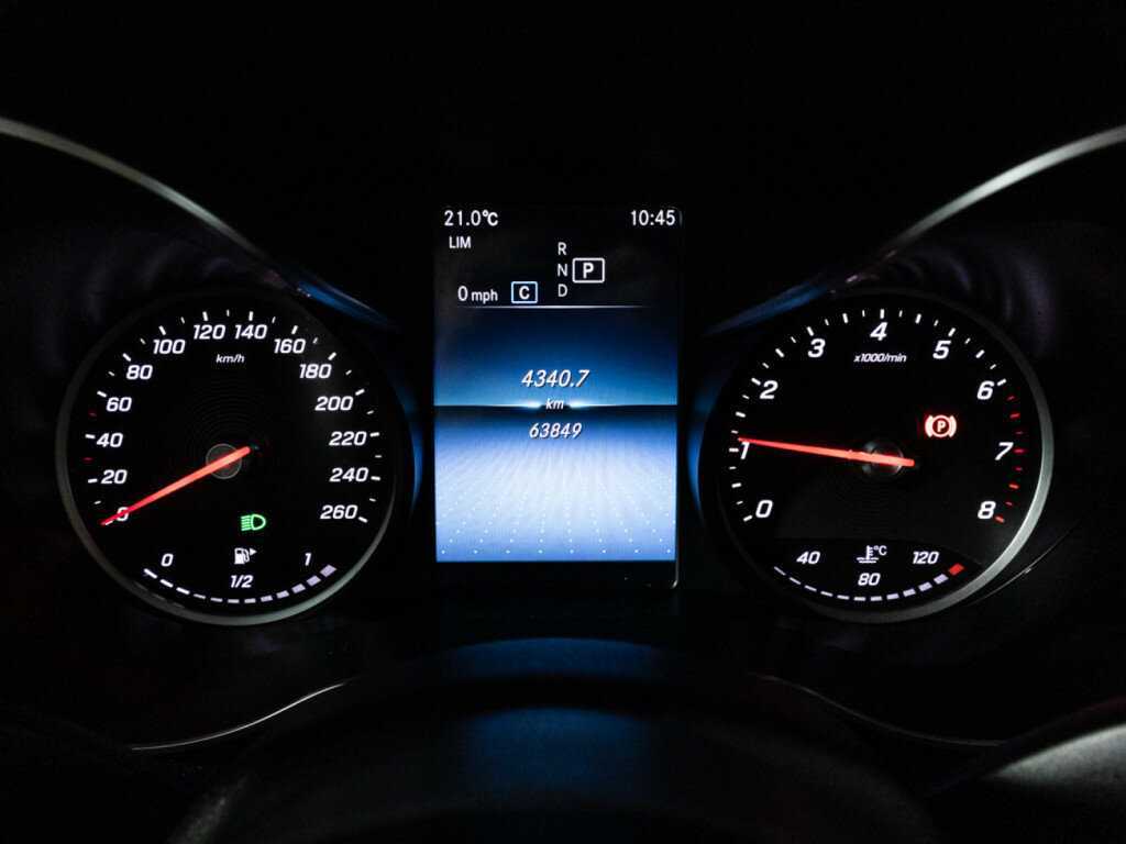 Mercedes-Benz C-Класс 180, 2020 Фото №12