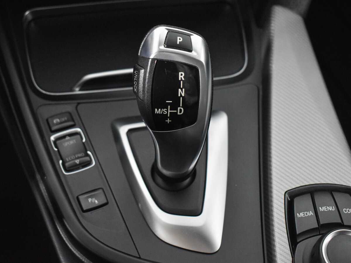 BMW 3 серии 320d xDrive, 2017 Фото №10