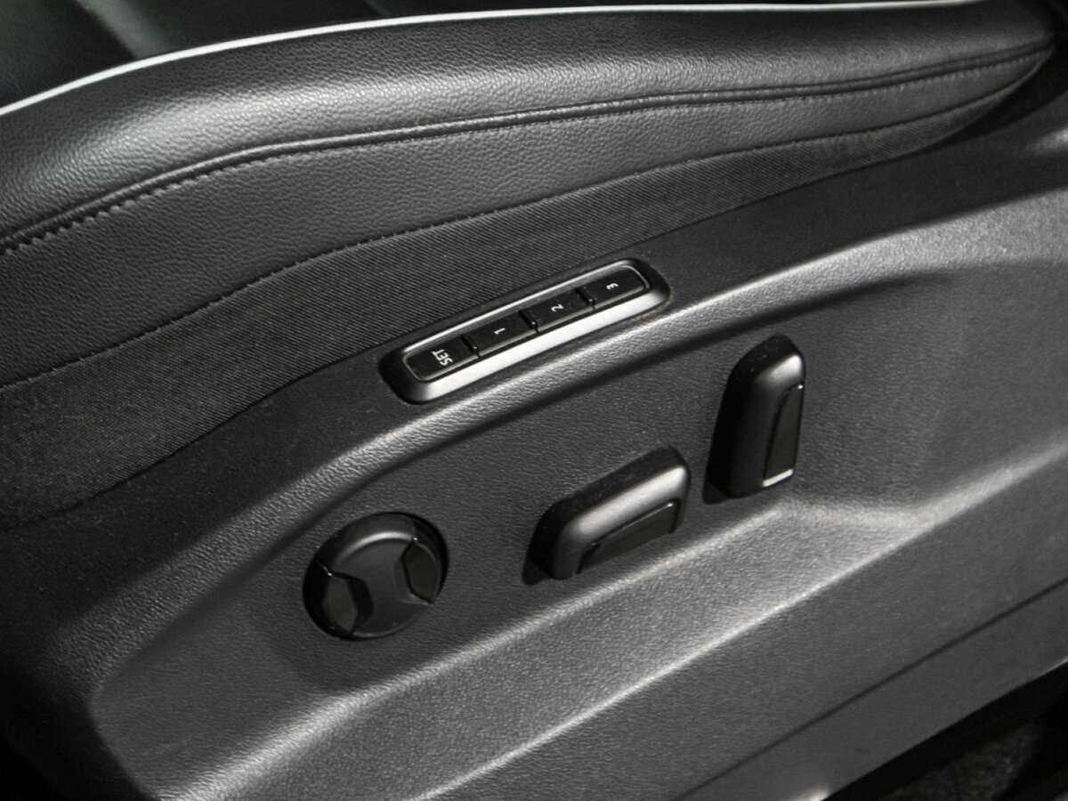 Volkswagen Tiguan, 2019 Фото №17