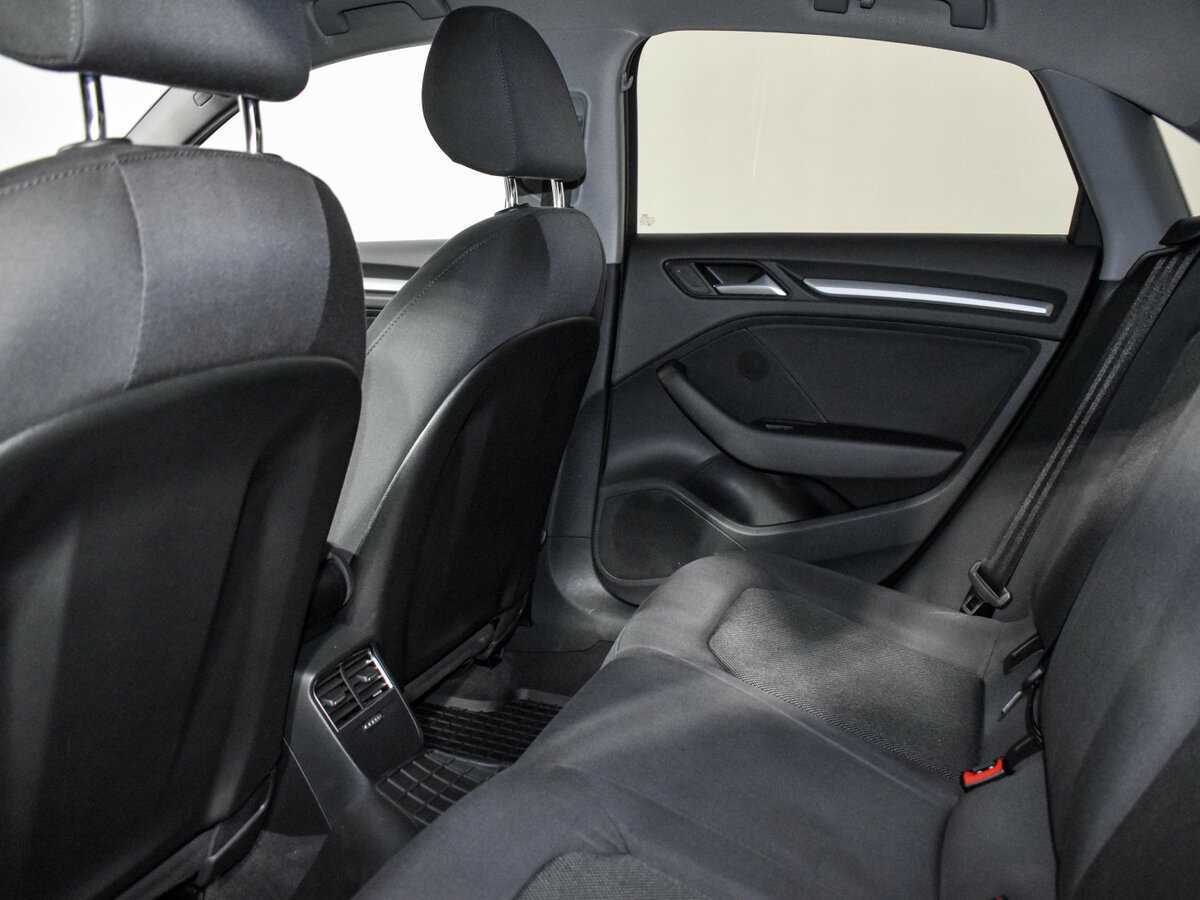 Audi A3, 2018 Фото №12