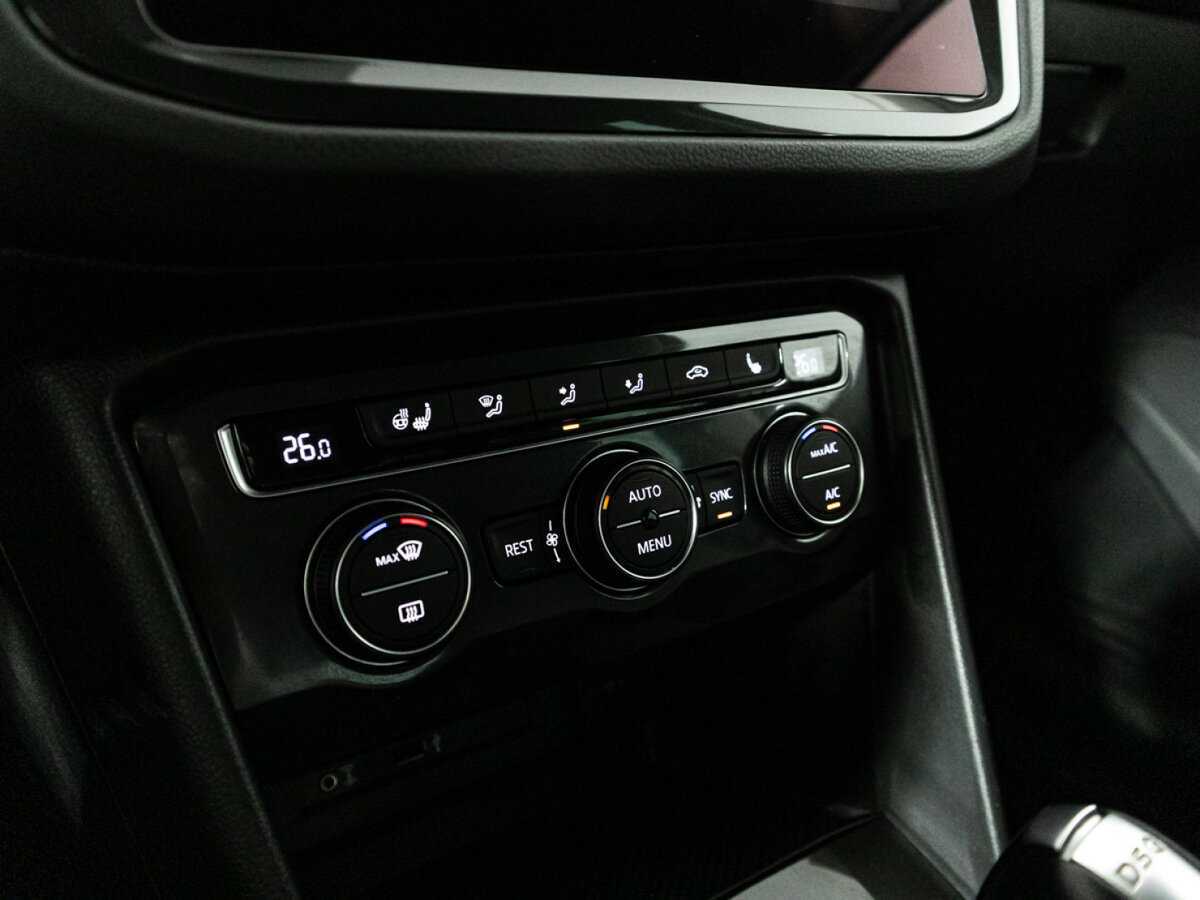 Volkswagen Tiguan, 2017 Фото №20