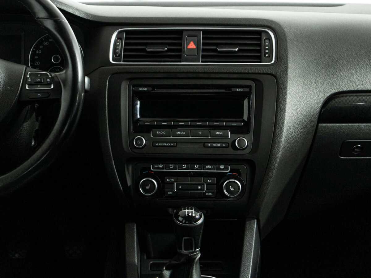 Volkswagen Jetta, 2012 Фото №14