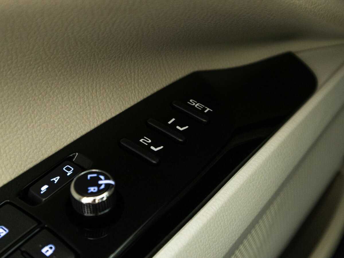 Toyota Camry, 2018 Фото №17