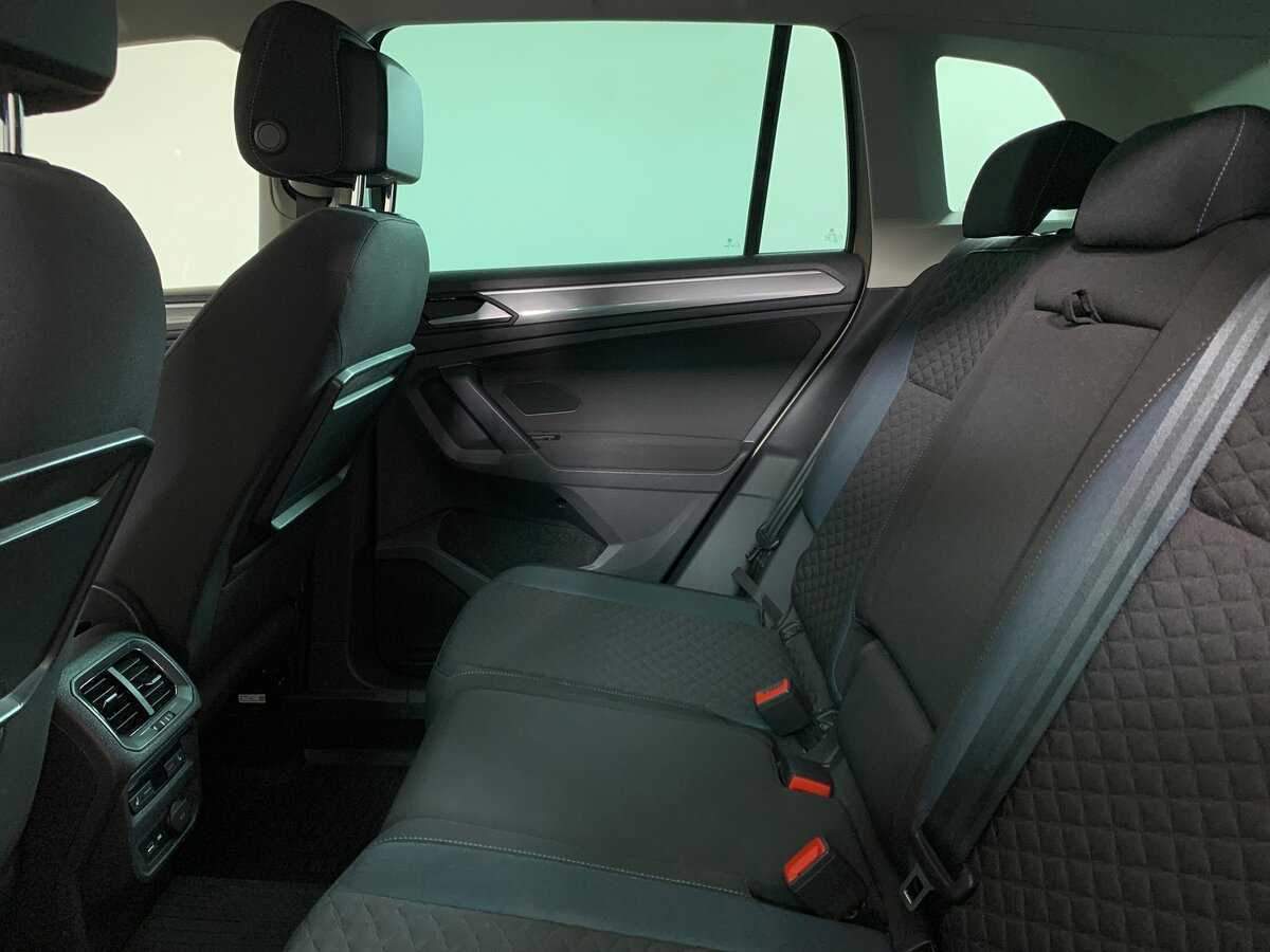 Volkswagen Tiguan, 2019 Фото №19
