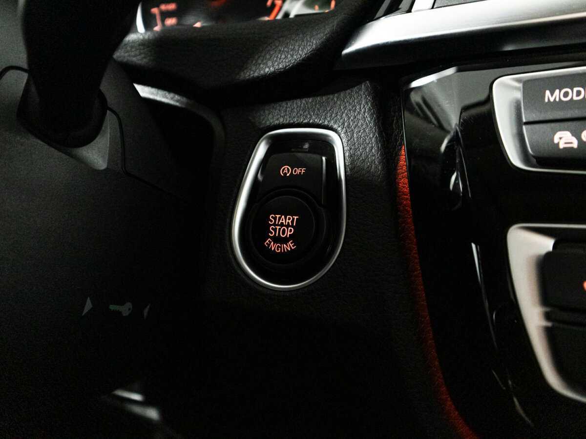 BMW 3 серии 318i, 2018 Фото №19