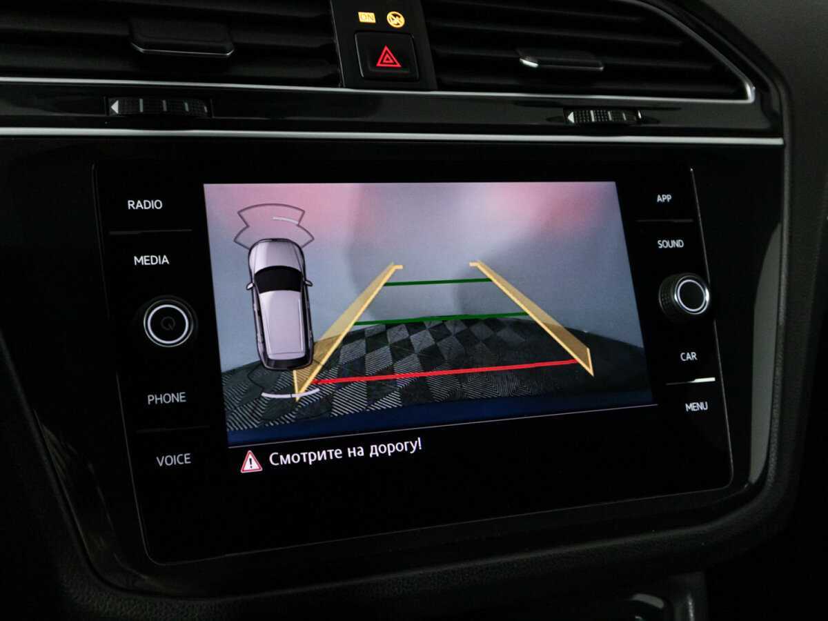 Volkswagen Tiguan, 2019 Фото №16