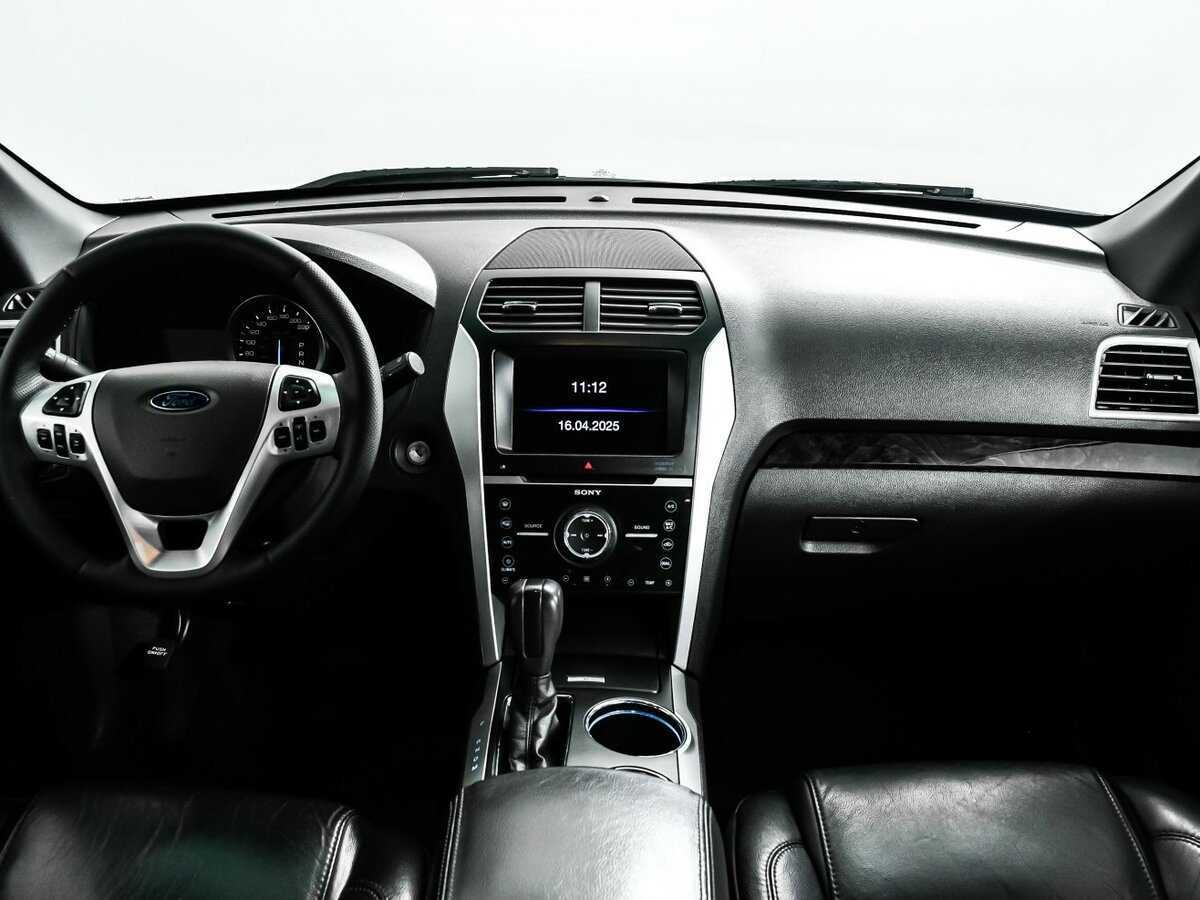 Ford Explorer, 2013 Фото №11