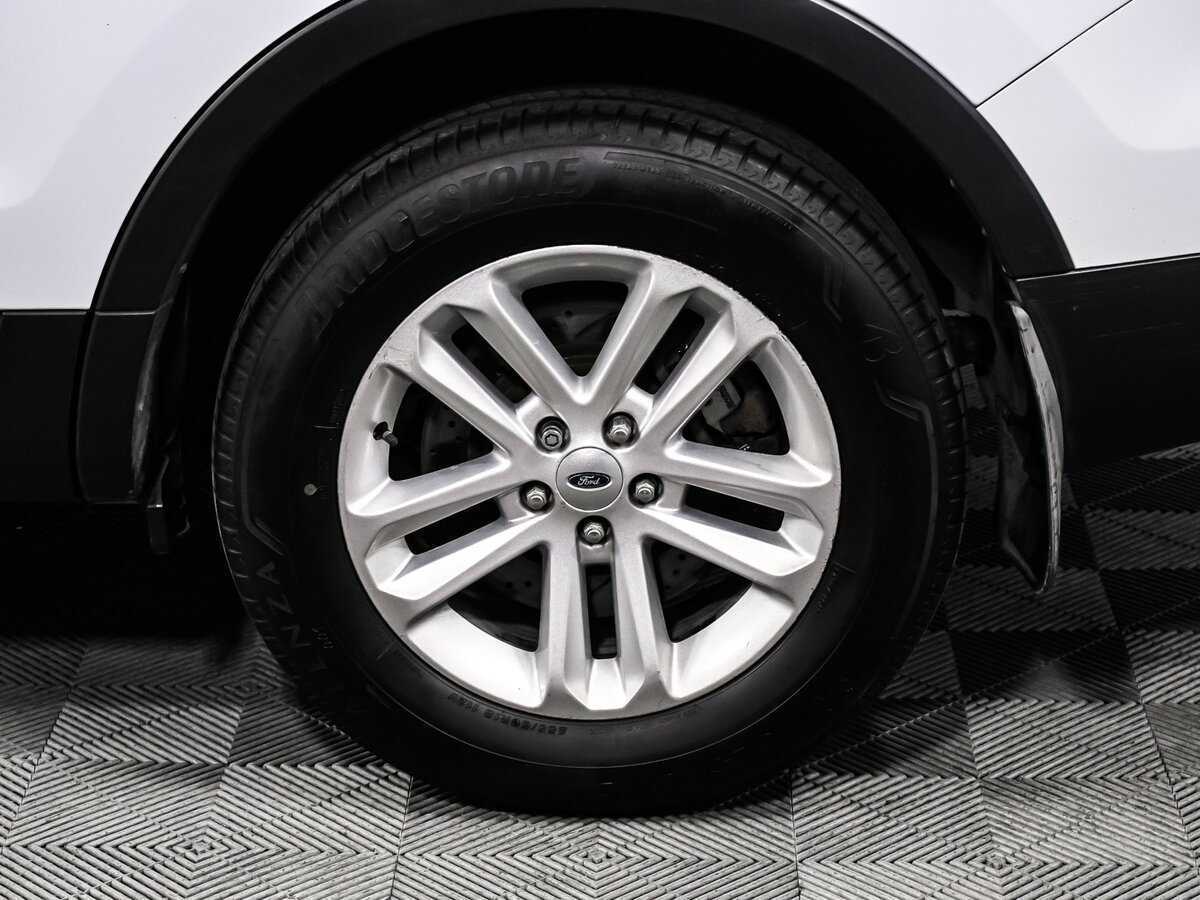 Ford Explorer, 2013 Фото №16