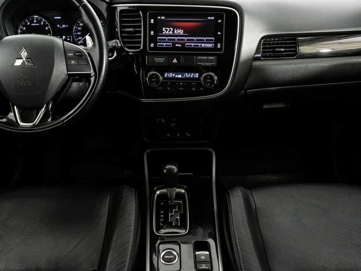 Mitsubishi Outlander, 2018 Фото №11