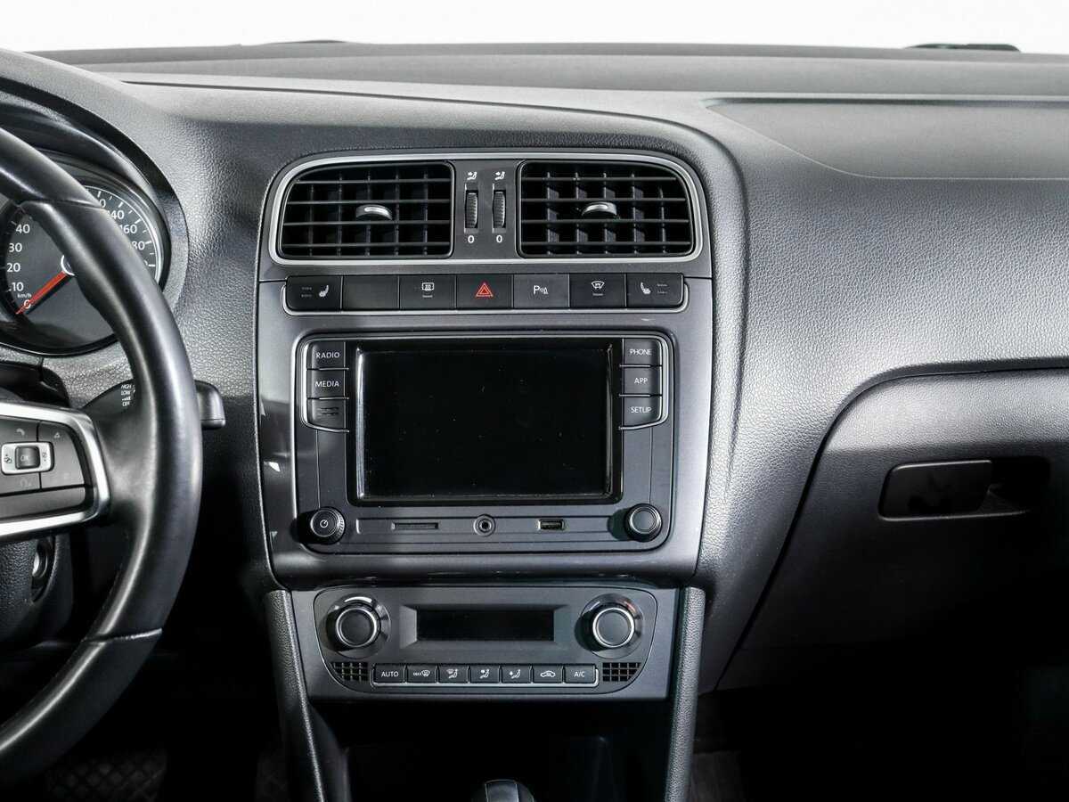 Volkswagen Polo, 2019 Фото №10