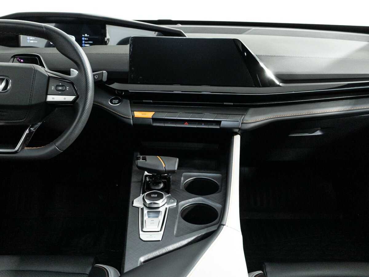 Changan UNI-V, 2023 Фото №14