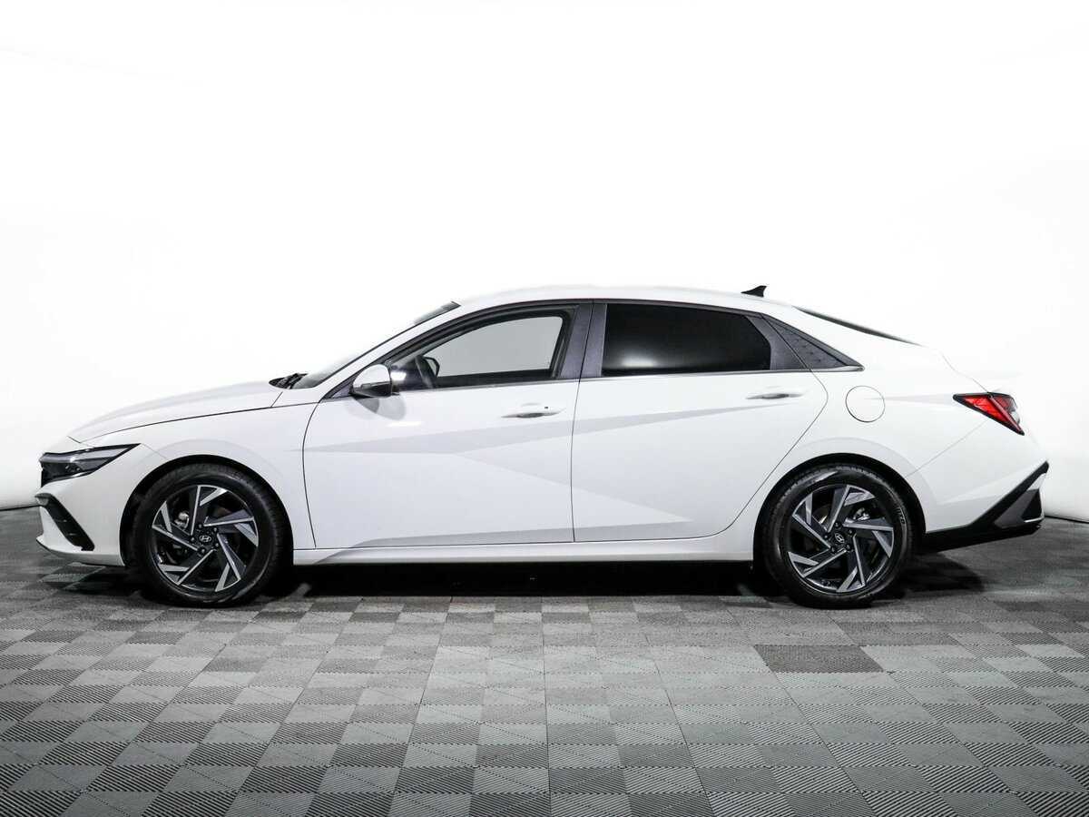 Hyundai Elantra, 2023 Фото №5