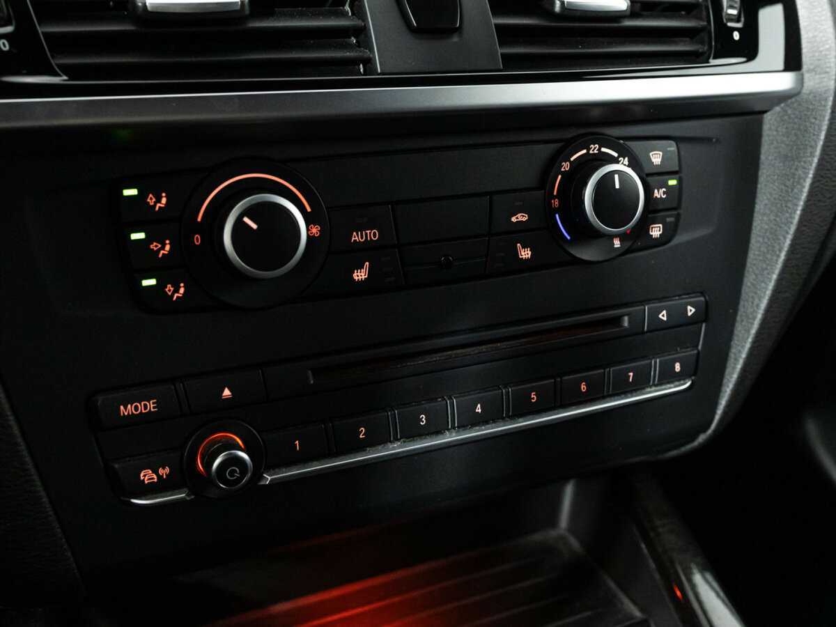 BMW X3 20d xDrive, 2016 Фото №15