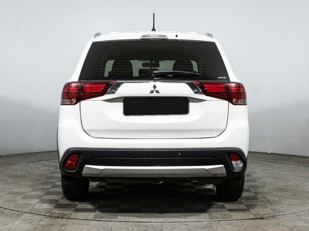 Mitsubishi Outlander, 2016 - 179 472 км. | Фото №6