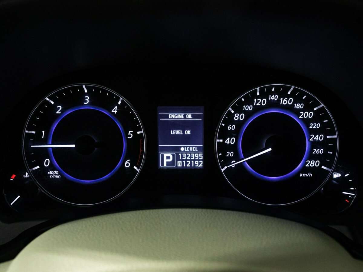 Infiniti FX30d, 2012 Фото №12