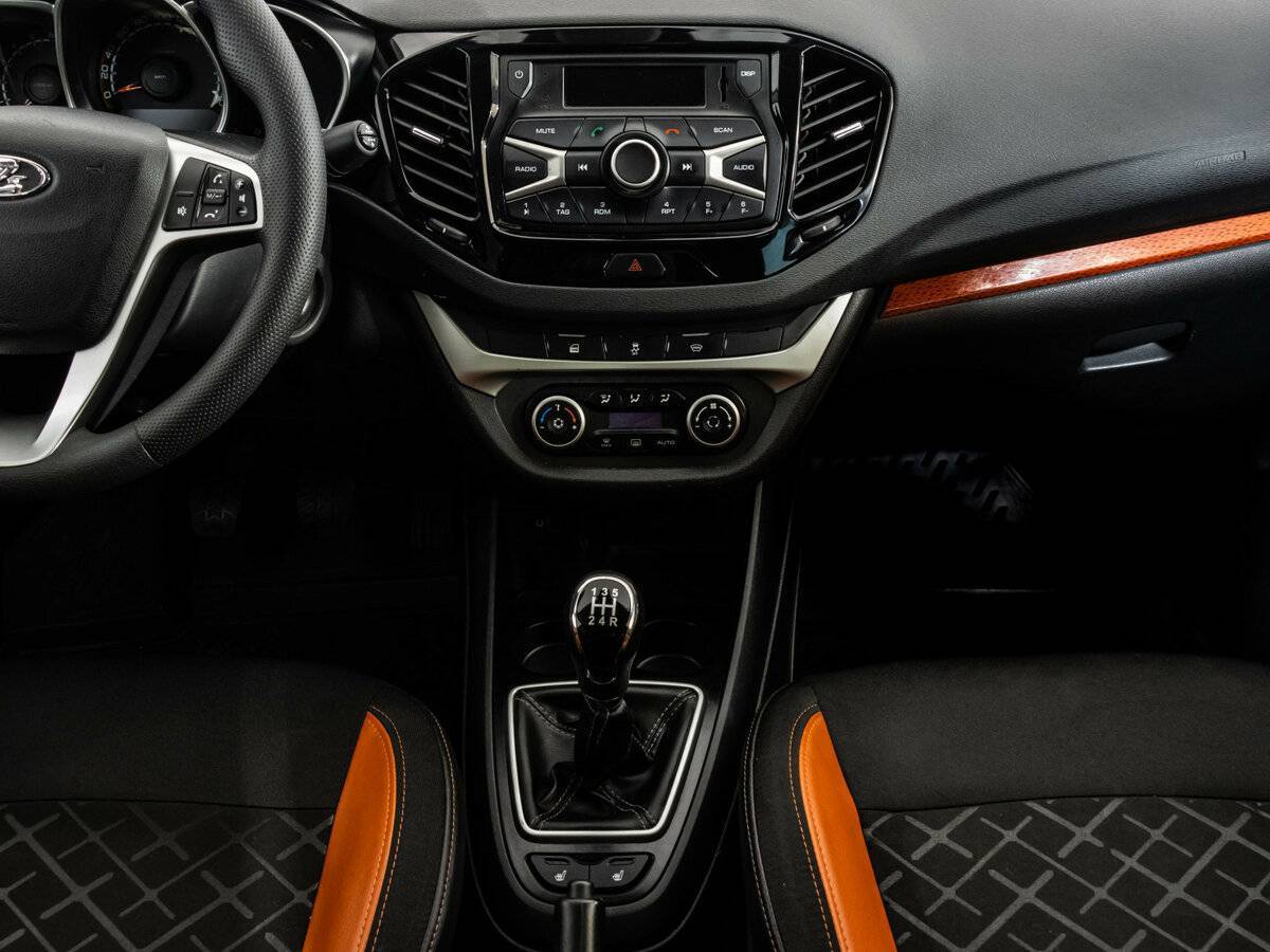 Lada (ВАЗ) Vesta Cross, 2018 Фото №13