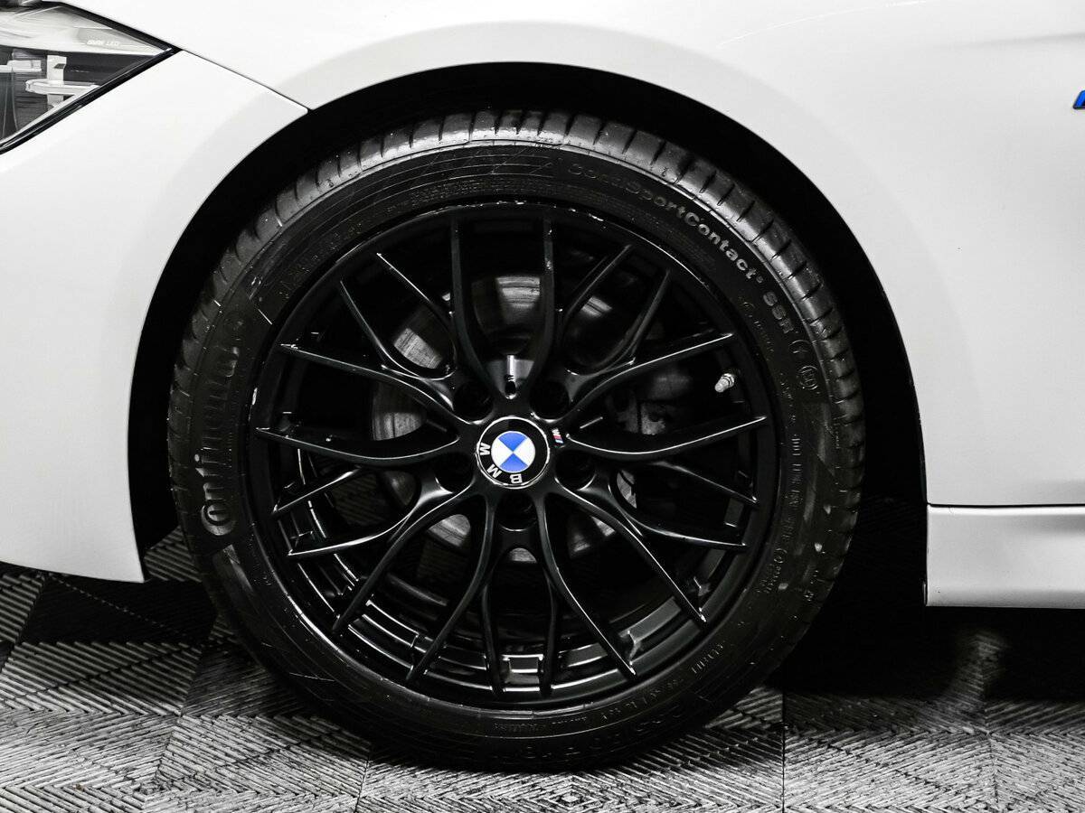 BMW 3 серии 320i xDrive, 2018 Фото №17