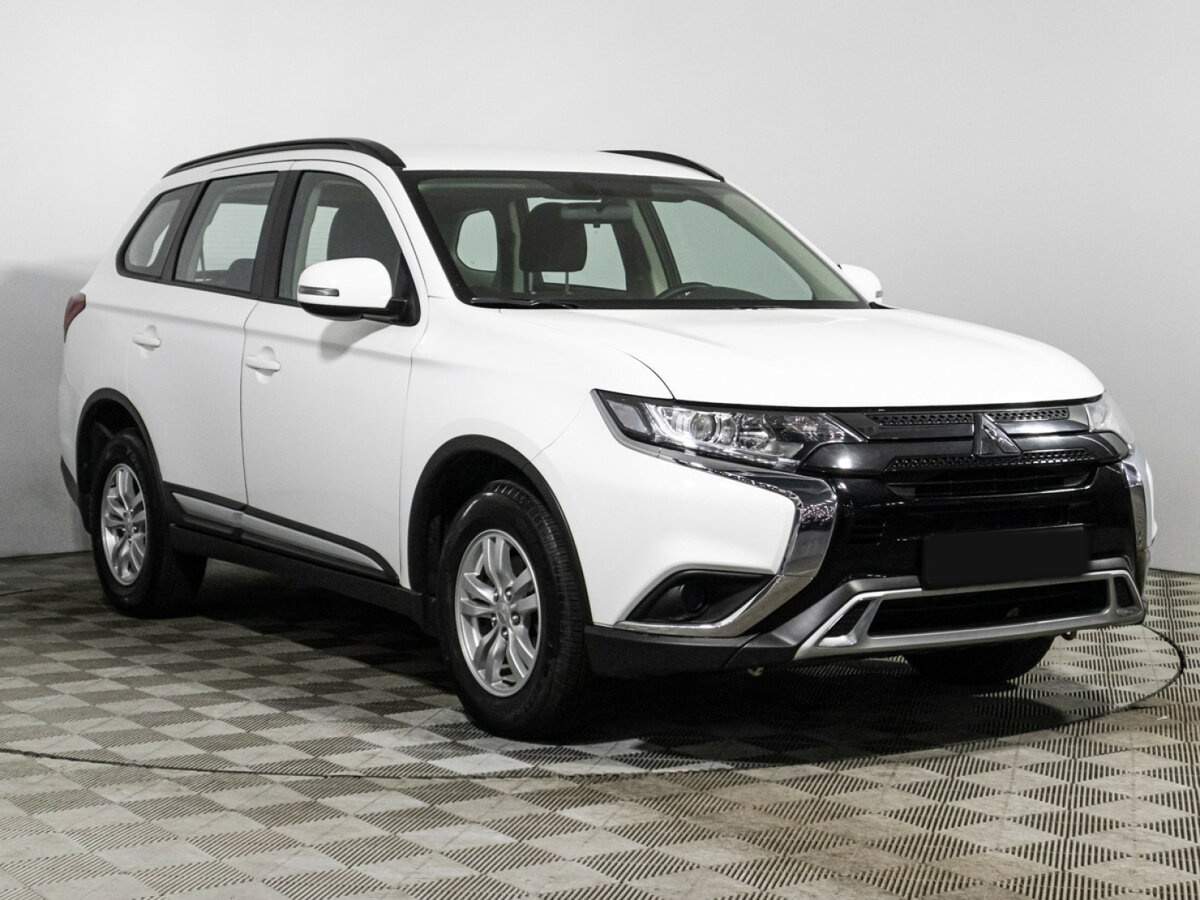 Mitsubishi Outlander, 2022 - 52 500 км. | Фото №3